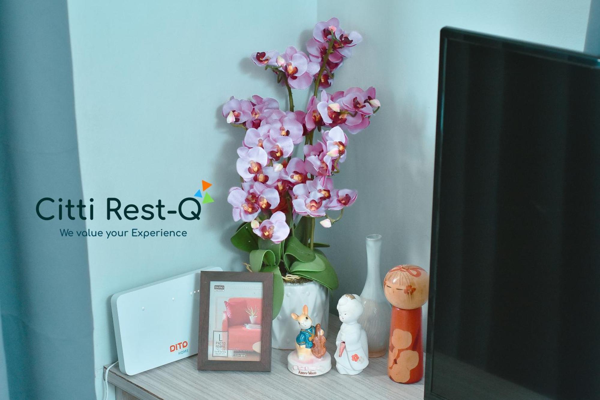 אפרטהוטל מונטינלופה Cozy Unit With Free Pool, Netflix & Wifi In Alabang Crq3 מראה חיצוני תמונה