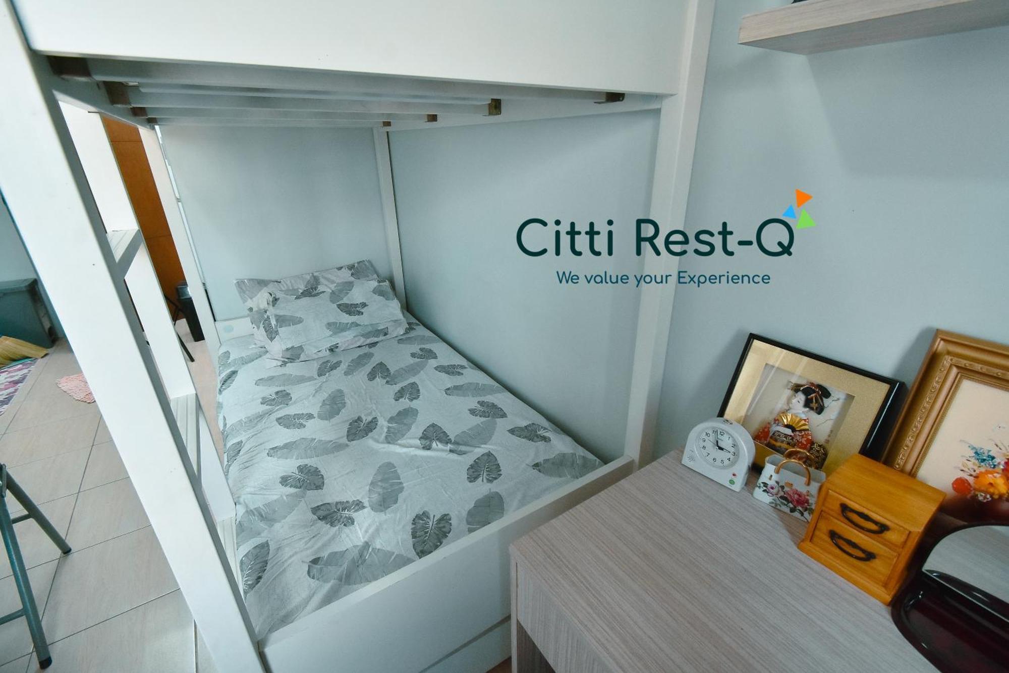 אפרטהוטל מונטינלופה Cozy Unit With Free Pool, Netflix & Wifi In Alabang Crq3 מראה חיצוני תמונה